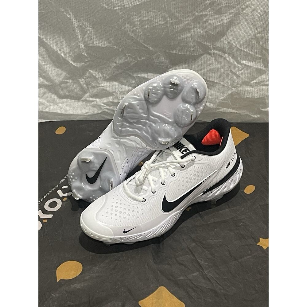 New Men’s 10 Nike Alpha Huarache Elite 3 Low Baseball Cleats CV3552-104 White.